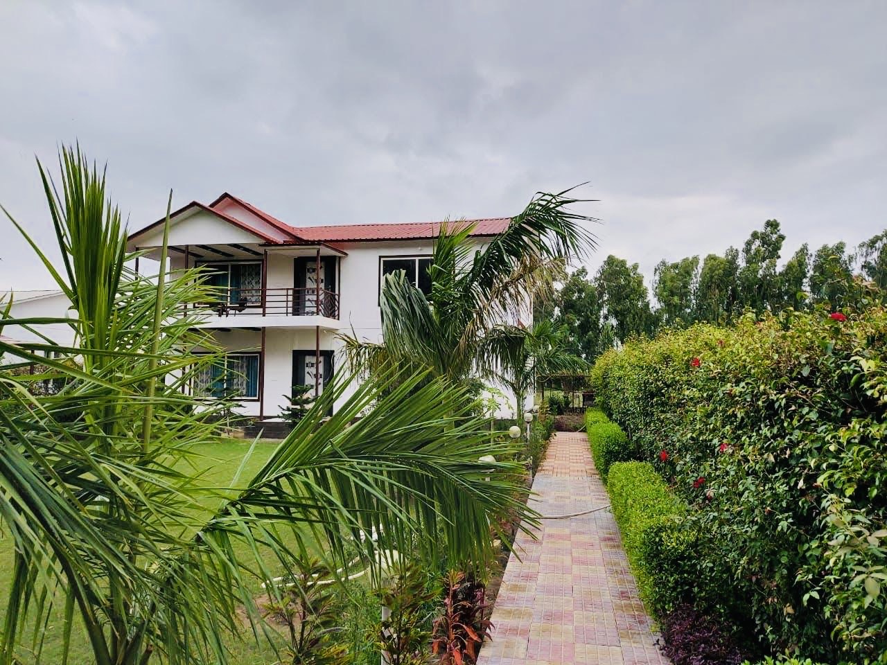 Riviera by Kalras Farmhouse